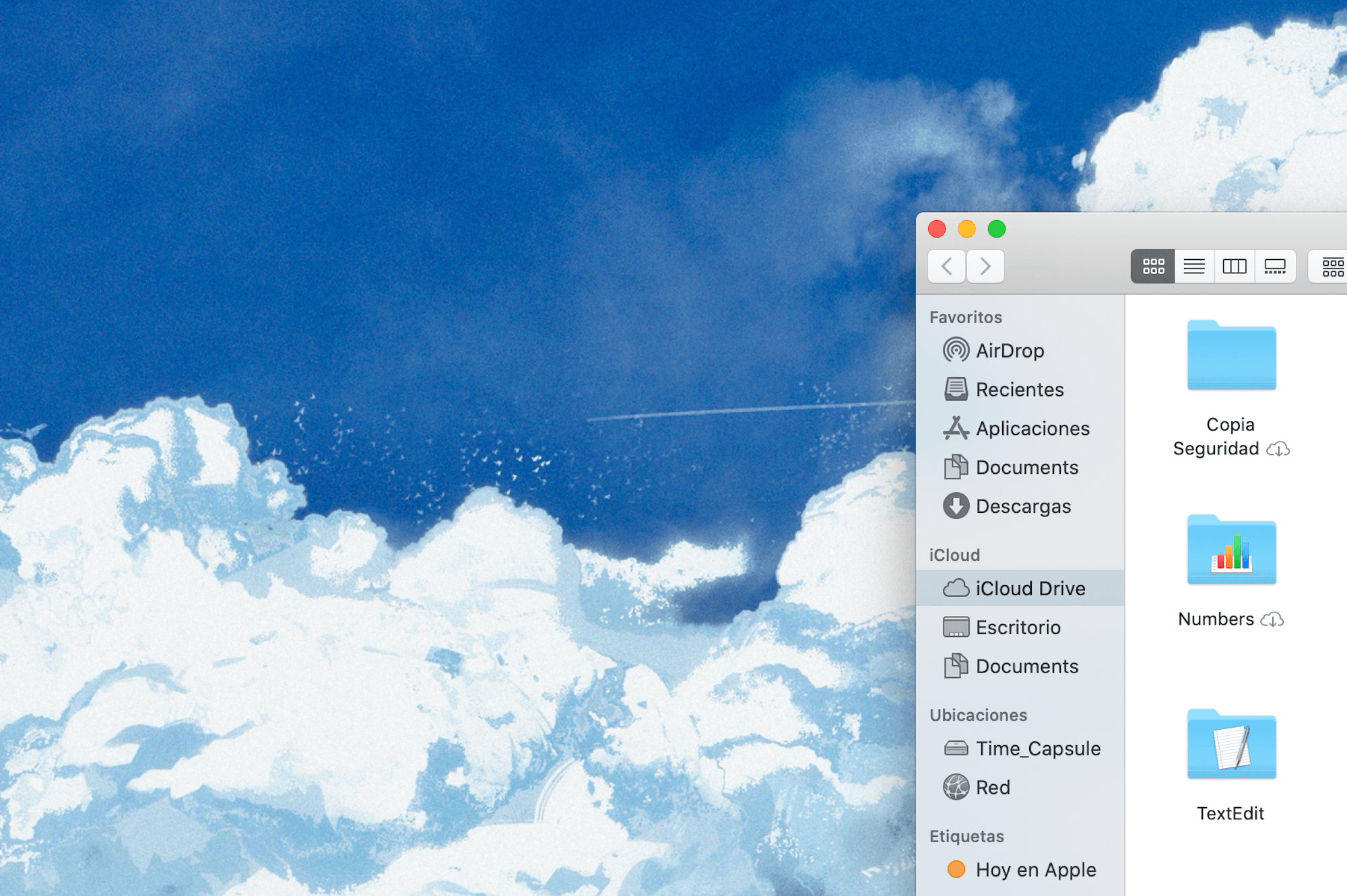 Cómo mostrar unidades externas en la barra lateral del Finder en nuestro Mac