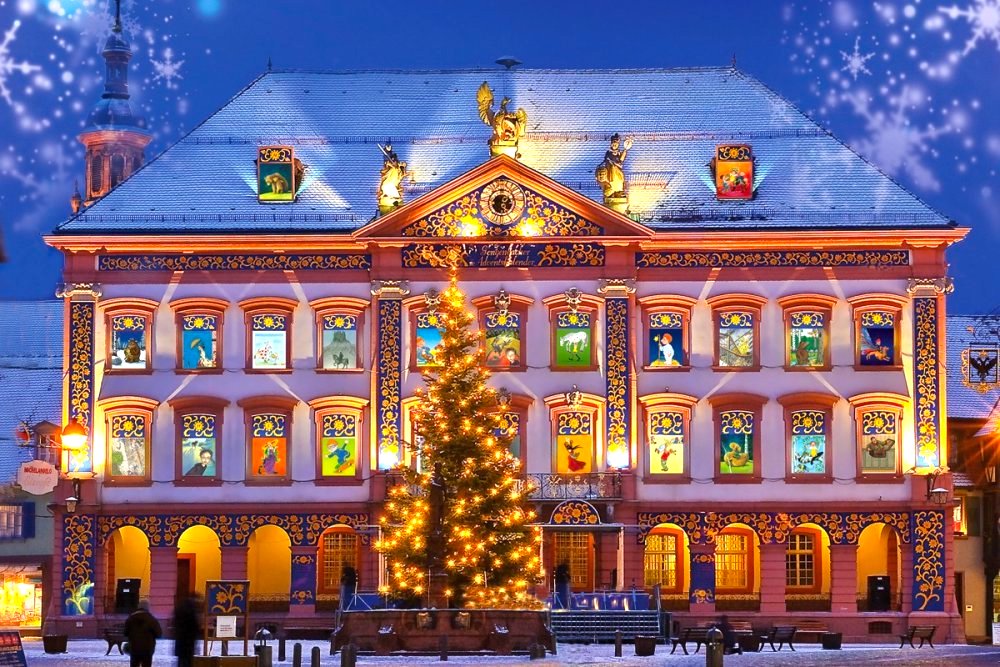 Cada día un espectáculo sorpresa: este es el mayor calendario de Adviento del mundo, y está en Alemania