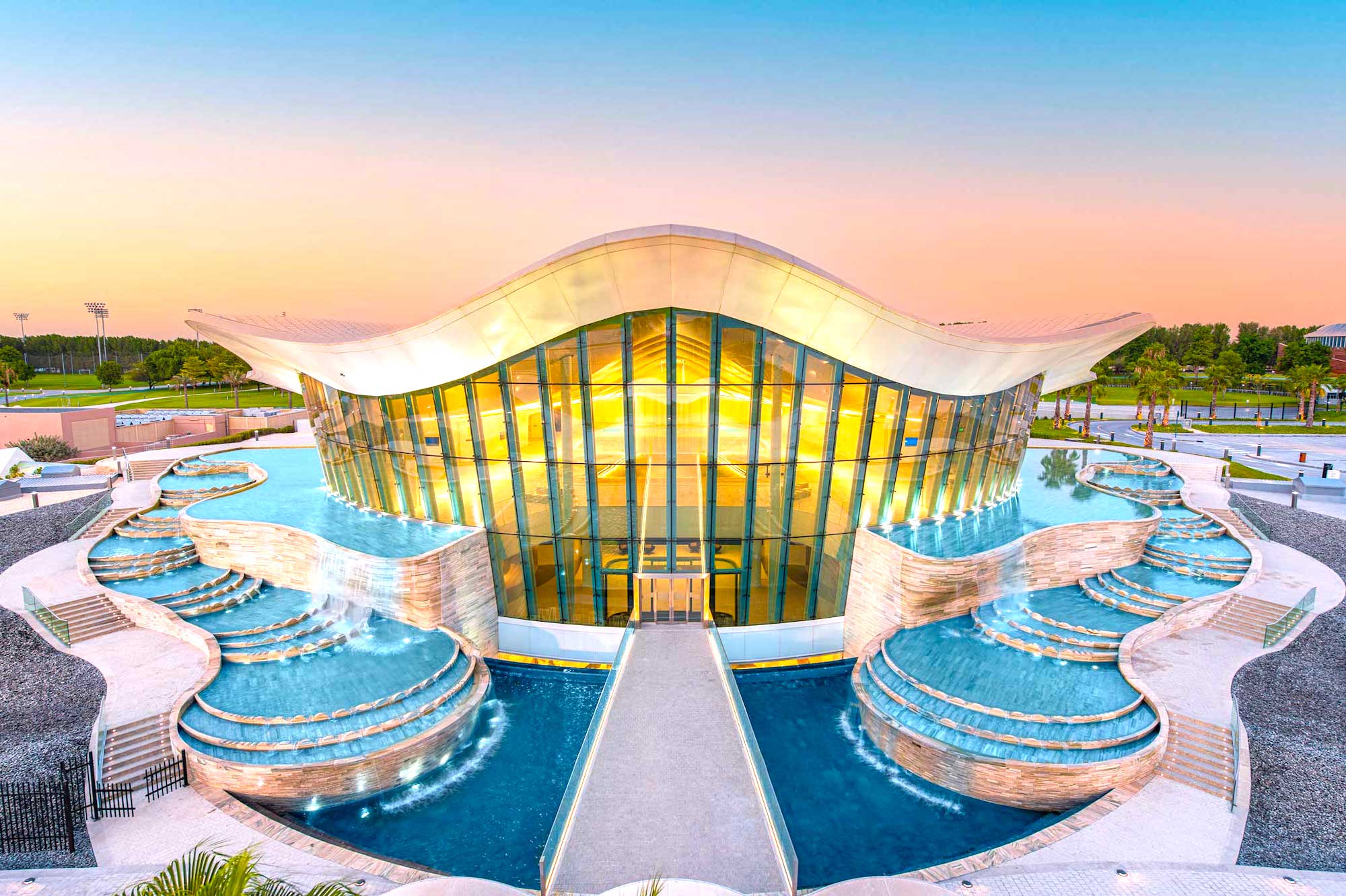 La piscina de buceo más profunda del mundo está en Dubai y tiene una ciudad sumergida a 60 metros bajo el agua lista para que la explores