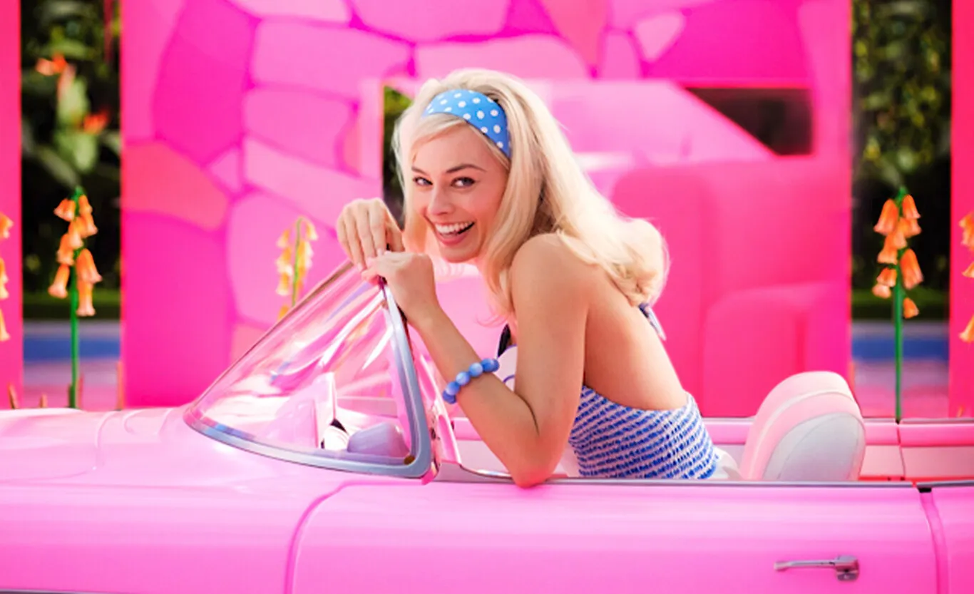 Así es la Barbie "real". Margot Robbie da vida a la icónica muñeca en una nueva película y ya podemos ver la primera imagen del personaje