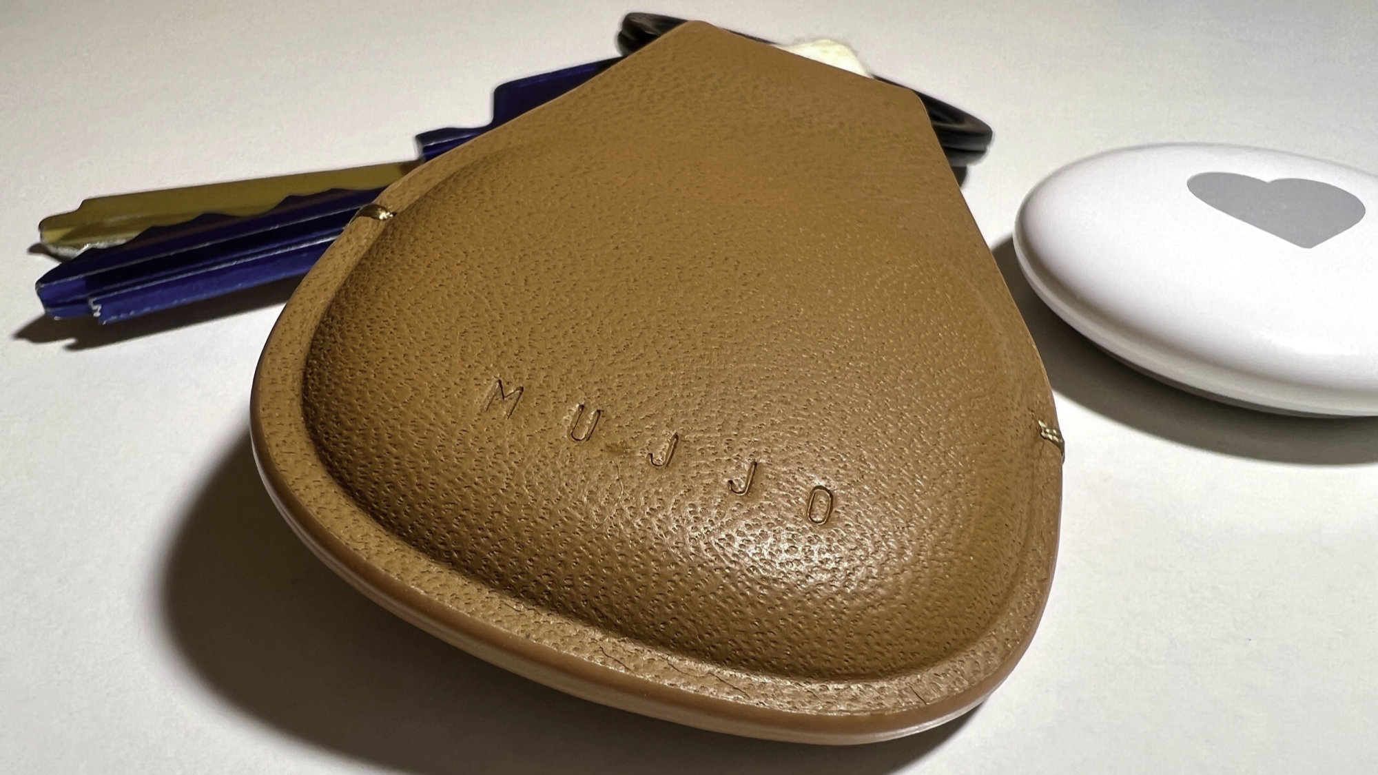 Llavero Canopy para Airtag de Mujjo, análisis: un accesorio elegante y práctico para nunca perder nada