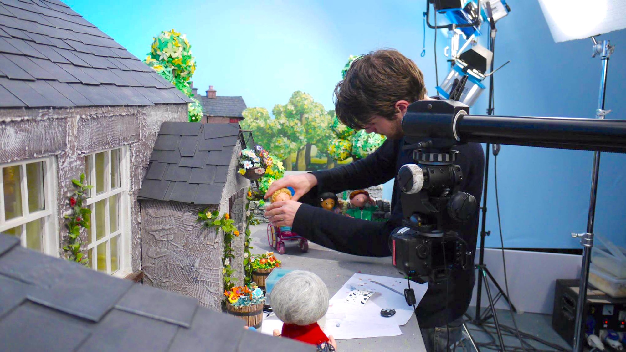 What is Stop-Motion and how does this curious way of filmmaking work?